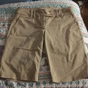 Bermuda shorts size 2 old navy